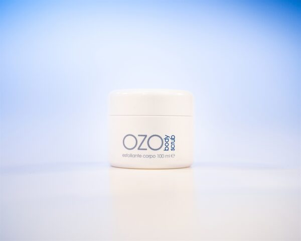OZOBODYSCRUB - La migliore crema corpo esfoliante all'ozono per una pelle setosa, tonica, rivitalizzata e senza impurità - 100 ml
